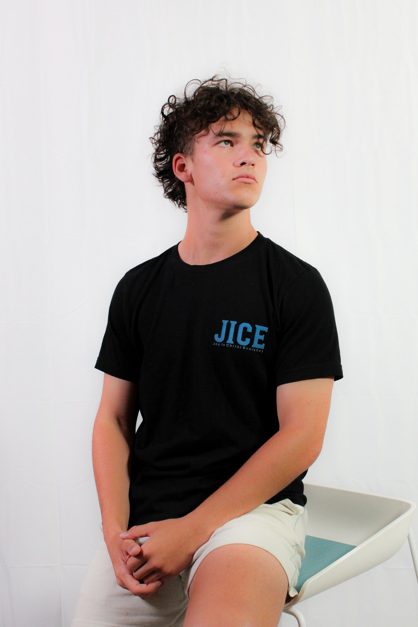 LIGHT OF THE WORLD GRAPHIC TEE